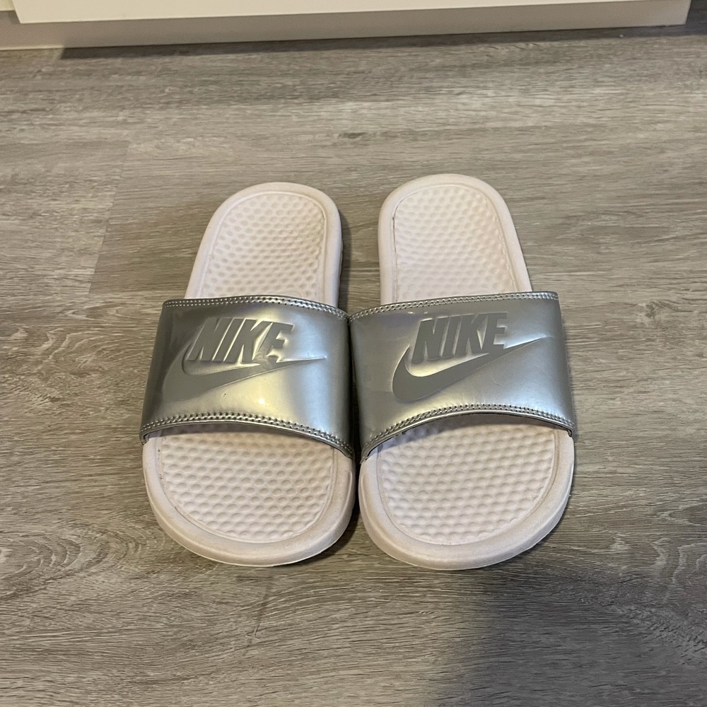 Nike slides
